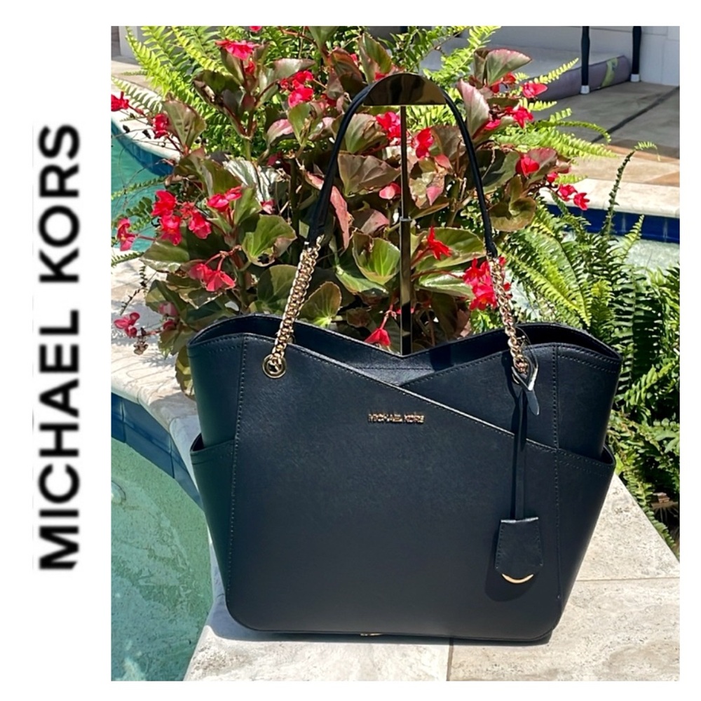 Michael Kors Jet Set LG Saffiano Blk Leather Shoulder/Tote w/Gold-Toned HW-NWOT